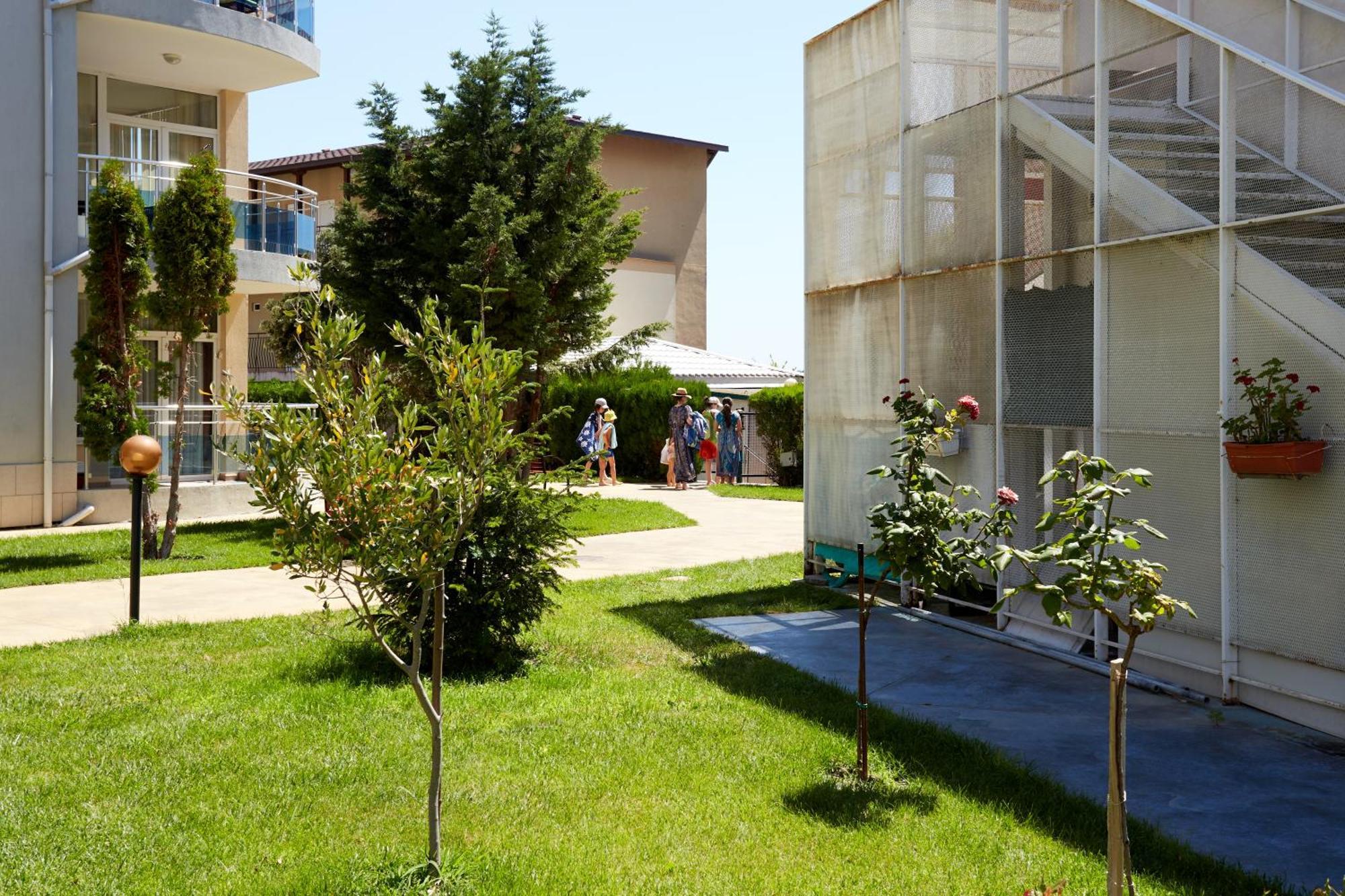 Luxury First Line Apartment With Pool By The Sea Nesebar Buitenkant foto