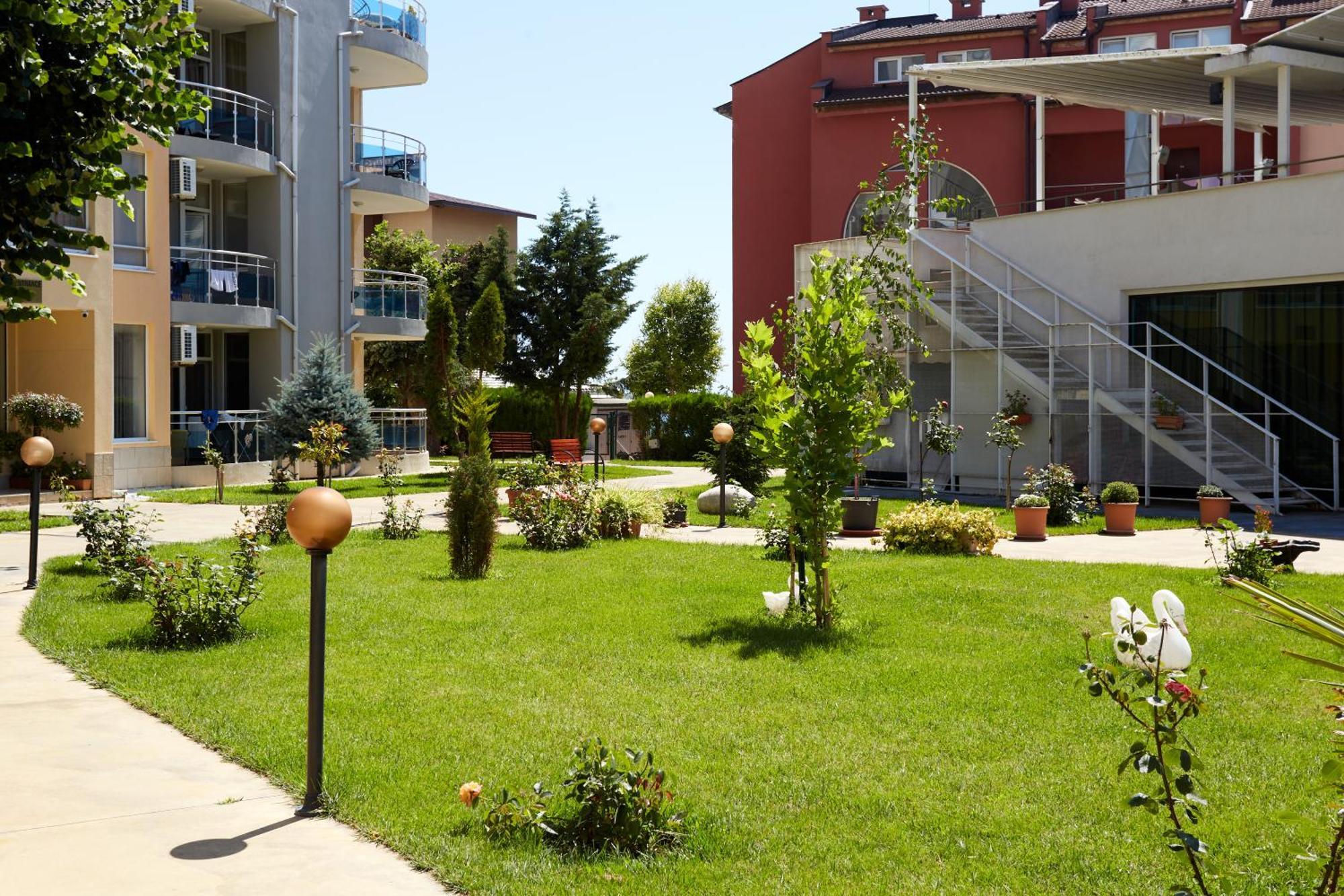 Luxury First Line Apartment With Pool By The Sea Nesebar Buitenkant foto